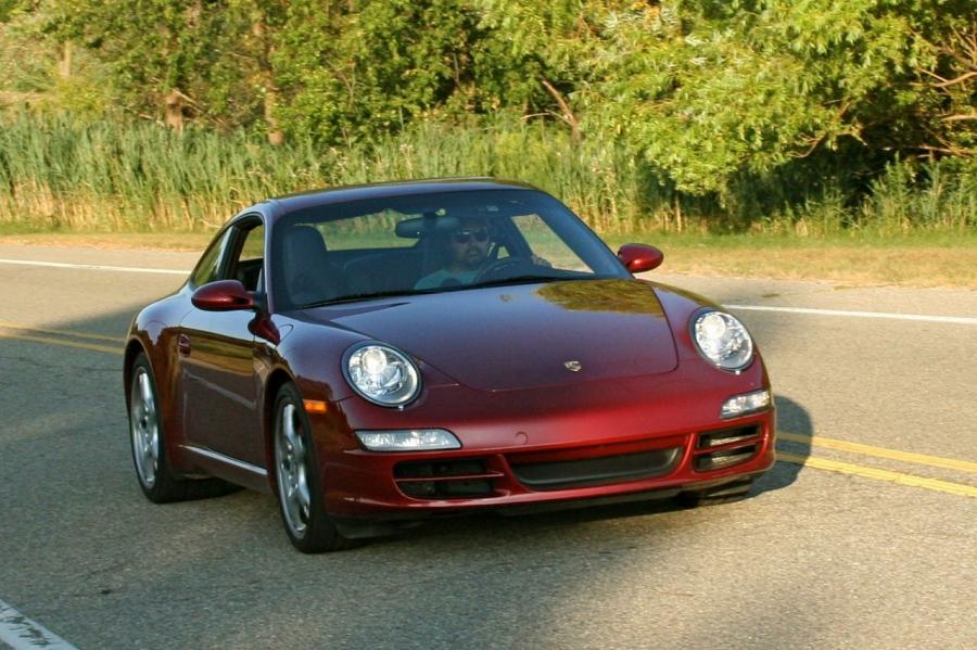  Porsche 911 Carrera S 2008 года  (фото 35 из 43)